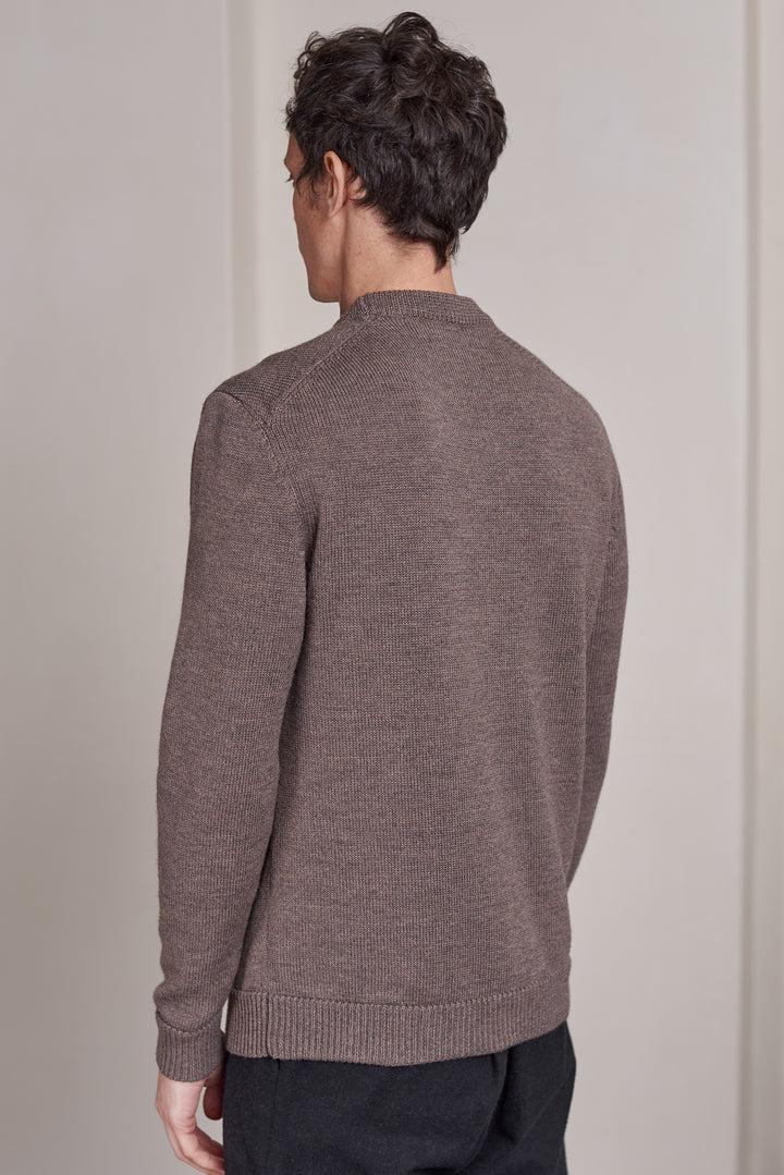 About Companions Morten Merinowolle-Pullover taupe meliert – Rückenansicht